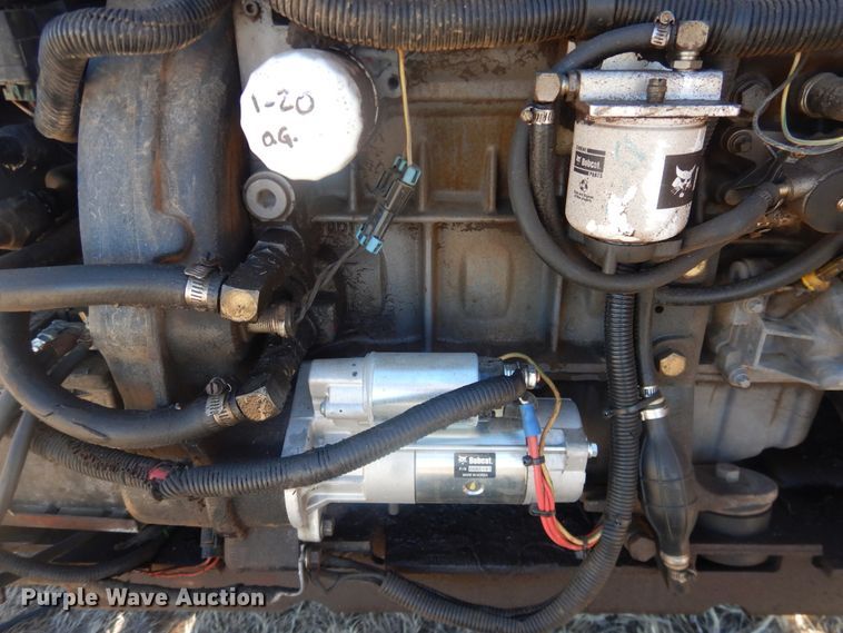 image for item HL9562 1998 Bobcat 873  skid steer loader