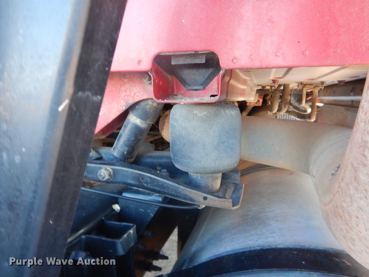 image for item HL9570 2005 Volvo VNL  semi truck