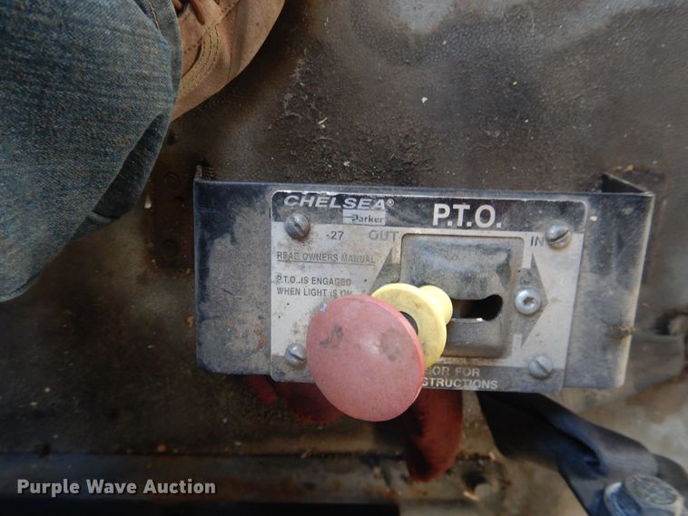 image for item HL9570 2005 Volvo VNL  semi truck