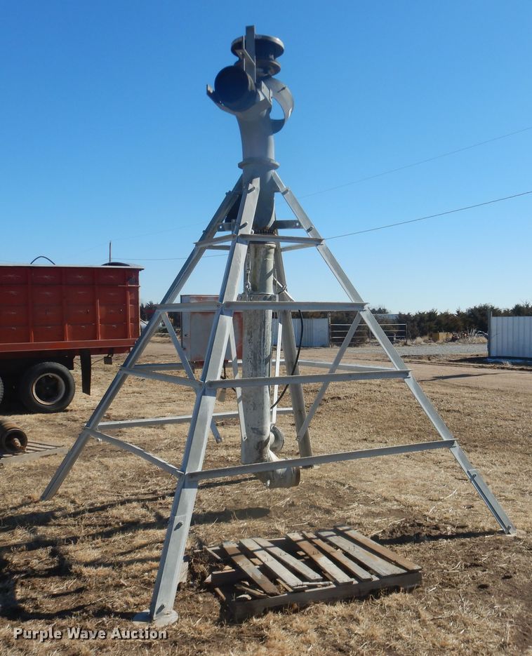image for item HL9573 Irrigation pivot