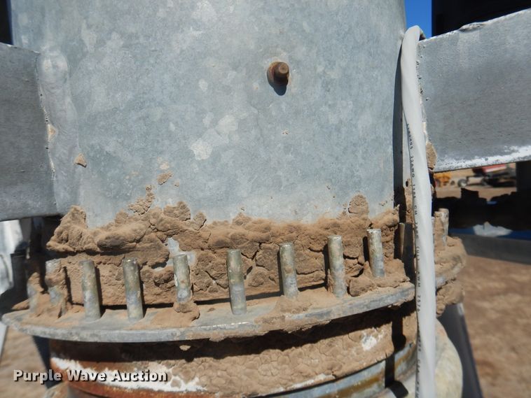 image for item HL9573 Irrigation pivot