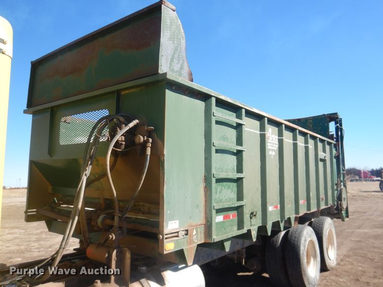 image for item HL9576 2002 Kenworth W900  manure spreader truck