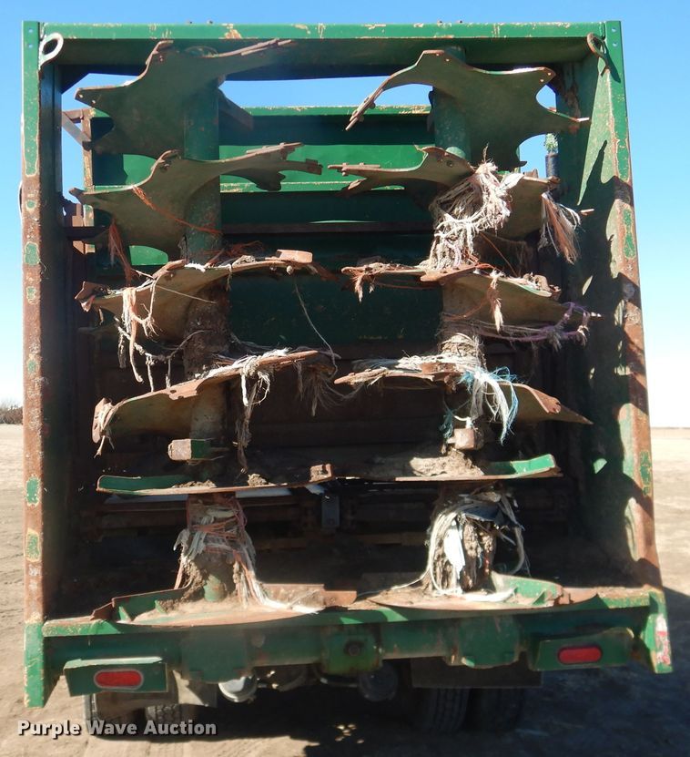 image for item HL9576 2002 Kenworth W900  manure spreader truck