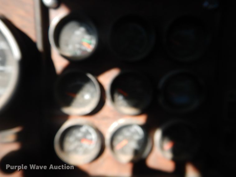 image for item HL9576 2002 Kenworth W900  manure spreader truck