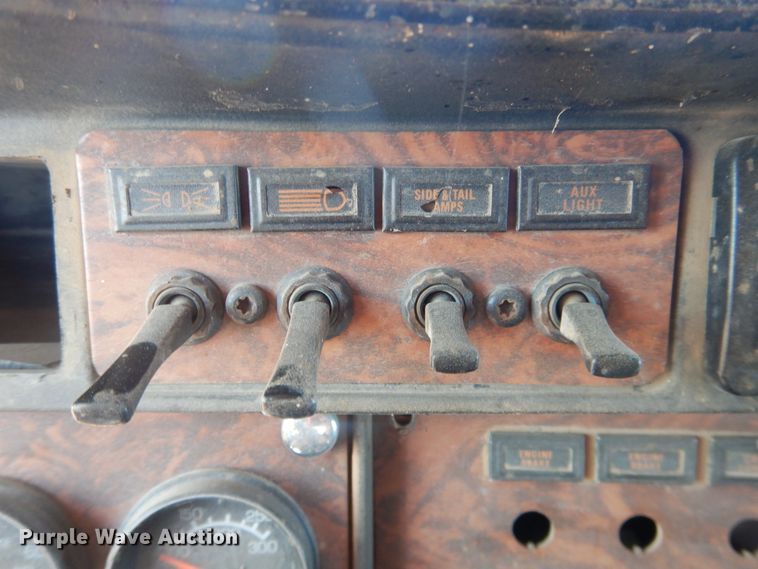 image for item HL9576 2002 Kenworth W900  manure spreader truck