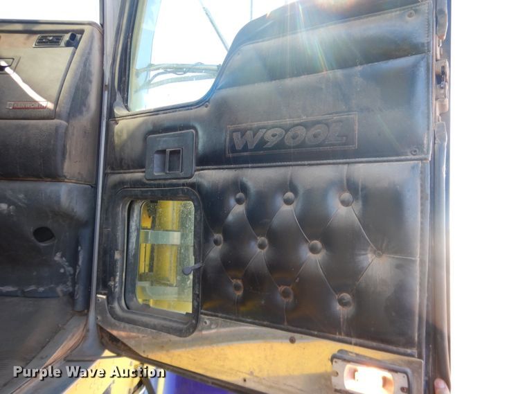 image for item HL9576 2002 Kenworth W900  manure spreader truck