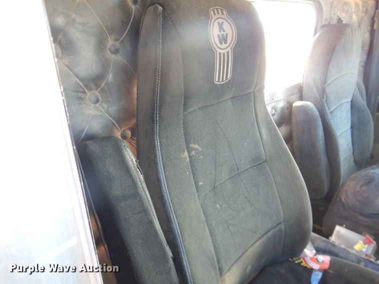 image for item HL9576 2002 Kenworth W900  manure spreader truck