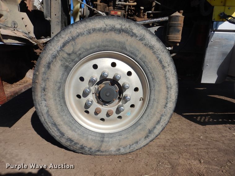 image for item HL9576 2002 Kenworth W900  manure spreader truck