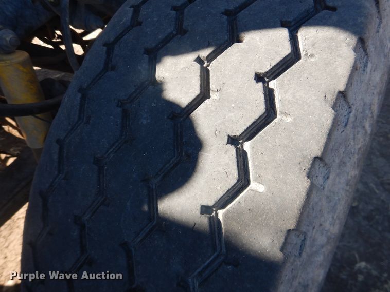 image for item HL9576 2002 Kenworth W900  manure spreader truck