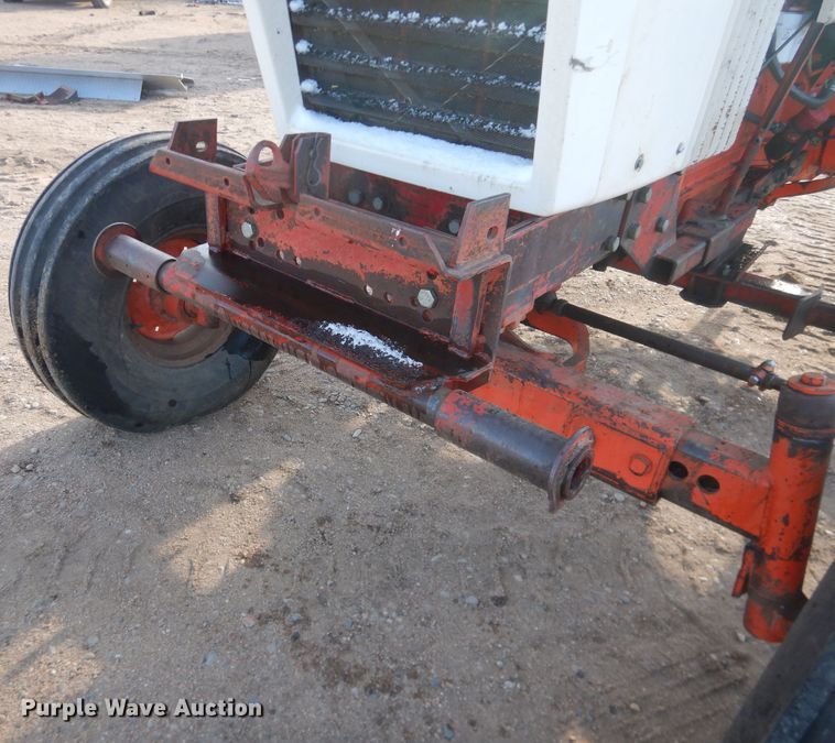 image for item HL9582 Case 1070  tractor