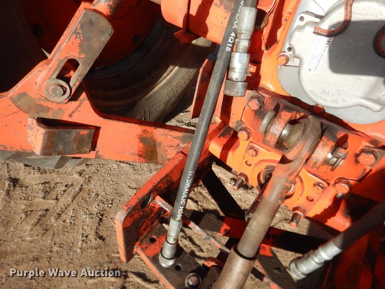 image for item HL9582 Case 1070  tractor