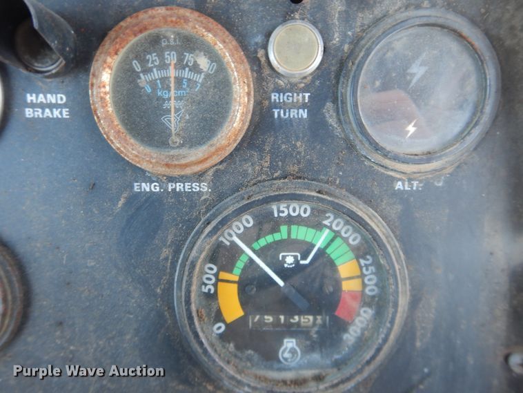 image for item HL9582 Case 1070  tractor