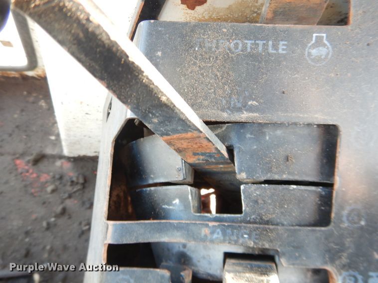 image for item HL9582 Case 1070  tractor