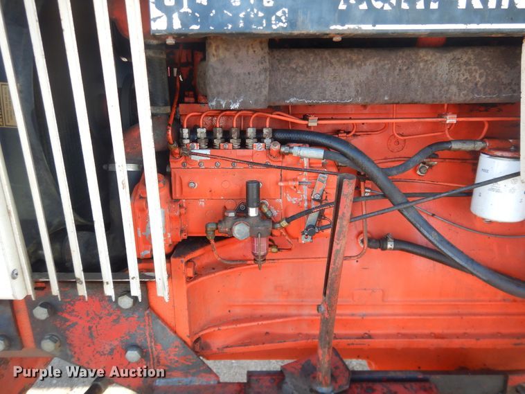 image for item HL9582 Case 1070  tractor