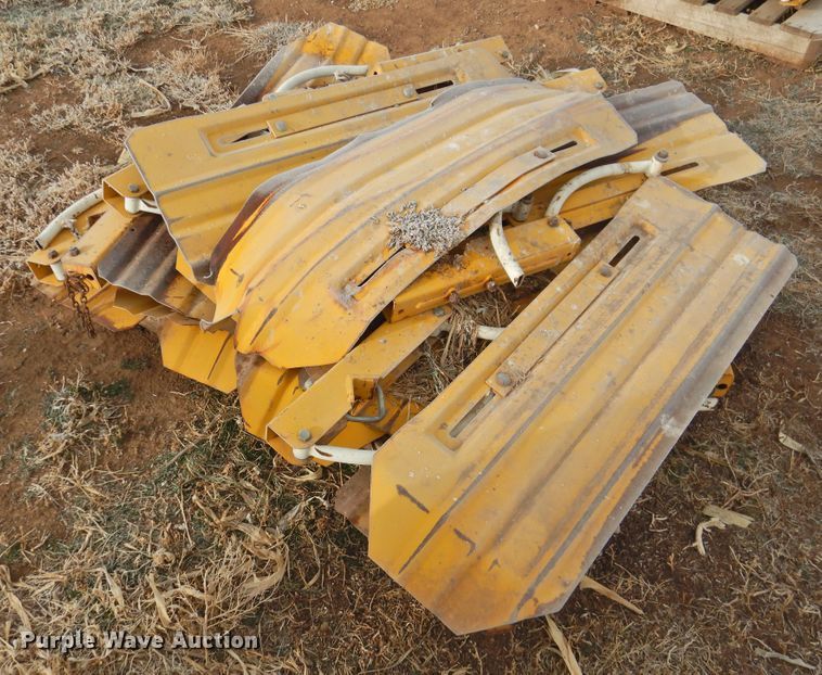 image for item HN9081 Buffalo 6300  row crop cultivator