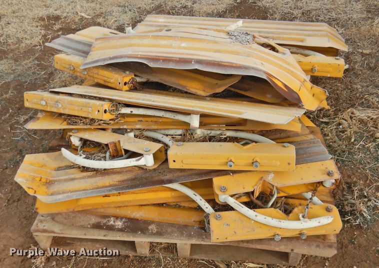 image for item HN9081 Buffalo 6300  row crop cultivator