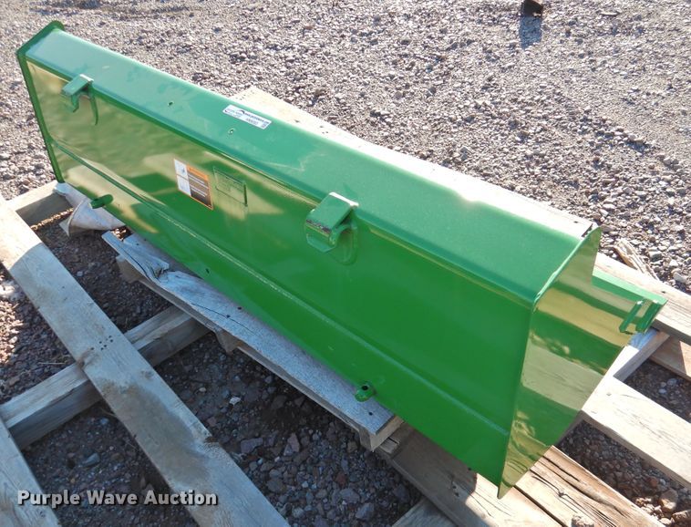 image for item HN9083 John Deere 74"W bucket