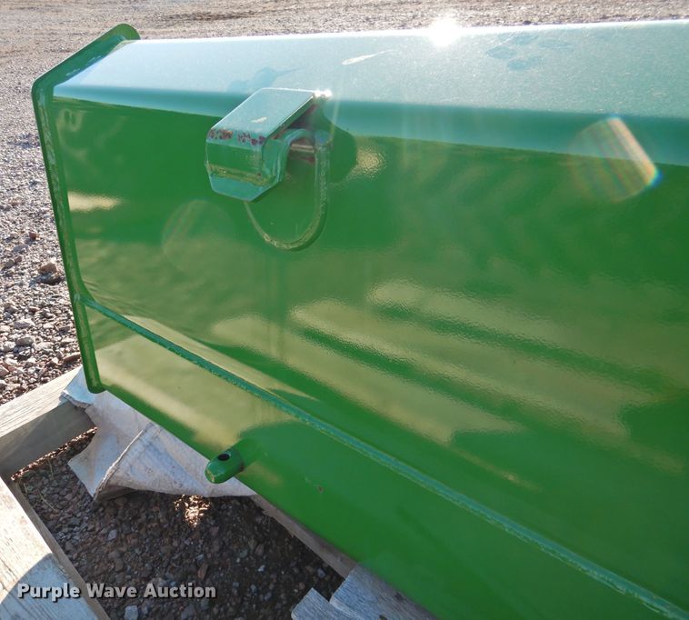 image for item HN9083 John Deere 74"W bucket