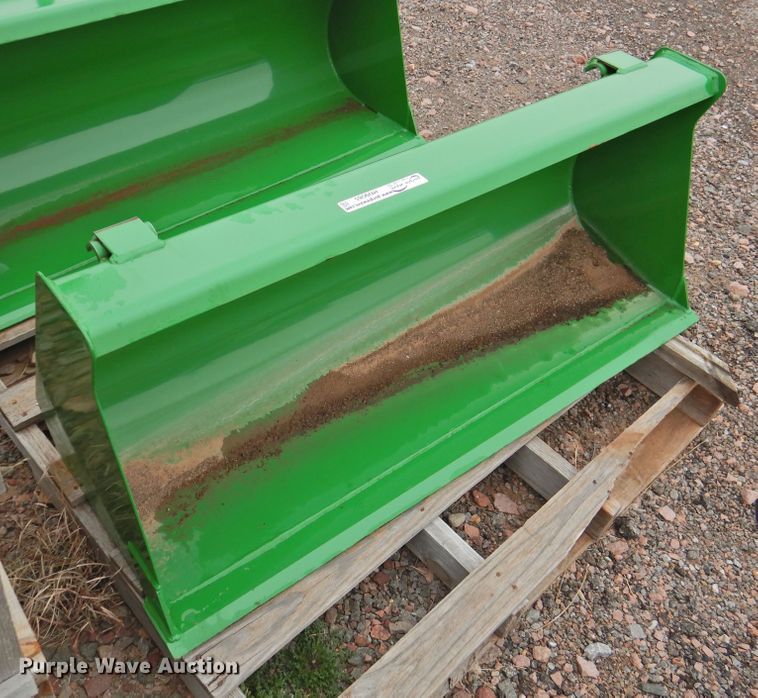 image for item HN9085 John Deere 51"W bucket