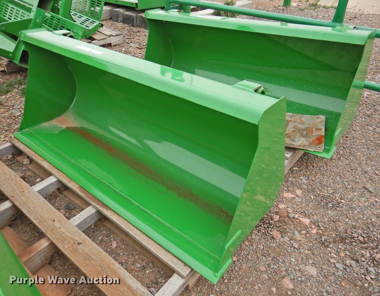 image for item HN9086 John Deere 51"W bucket