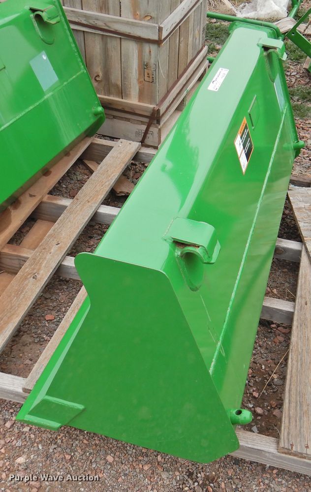 image for item HN9086 John Deere 51"W bucket