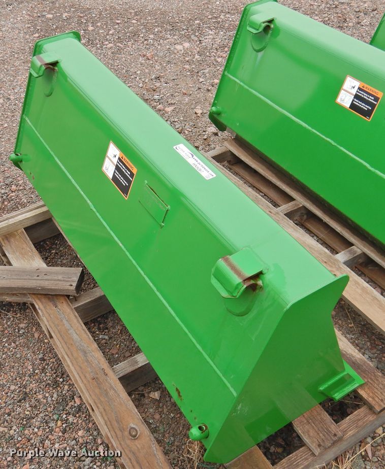 image for item HN9087 John Deere 51"W bucket