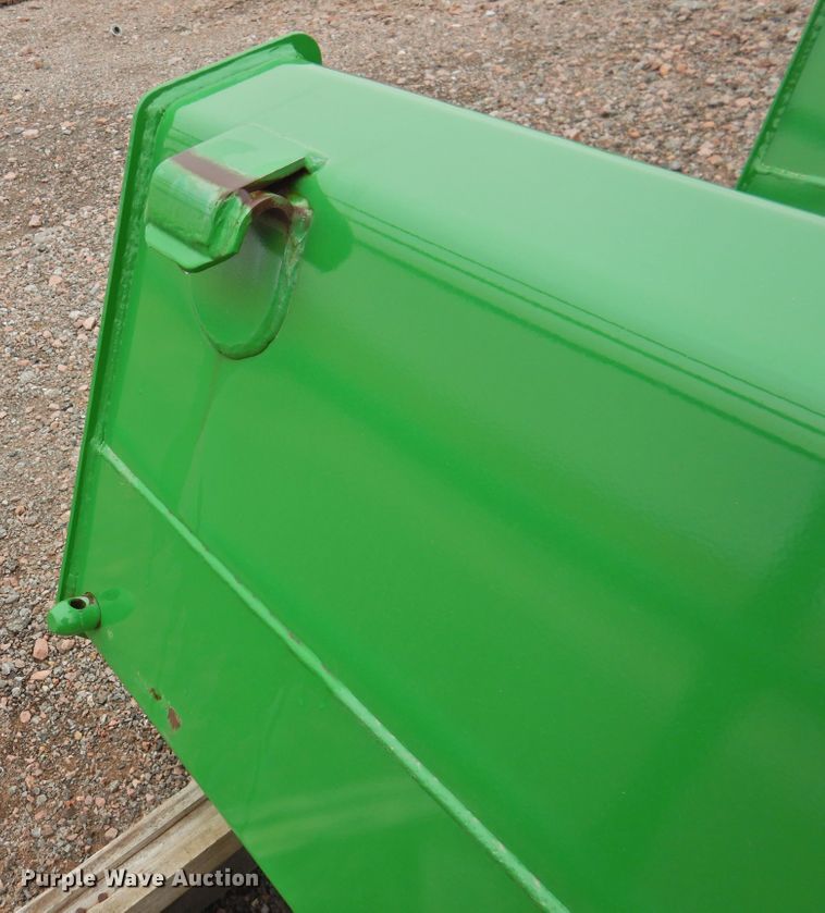 image for item HN9087 John Deere 51"W bucket