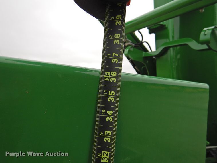 image for item HN9109 John Deere ballast box