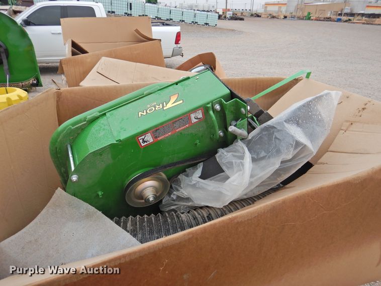 image for item HN9110 John Deere 7 Iron MCS bagger kit