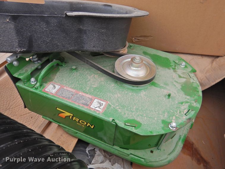 image for item HN9111 John Deere 7 Iron MCS bagger kit