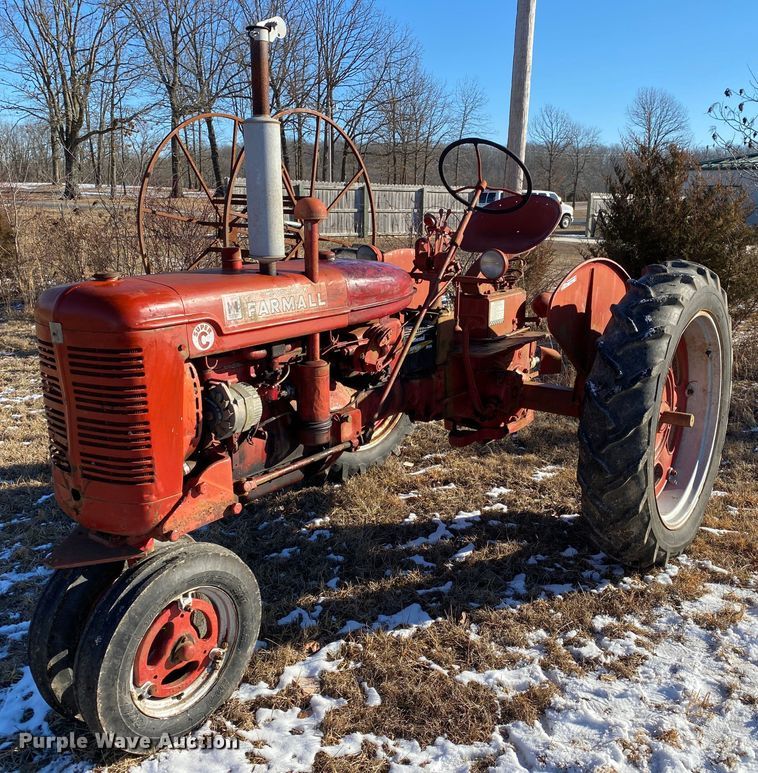 image for item HR9420 Farmall Super C  tractor