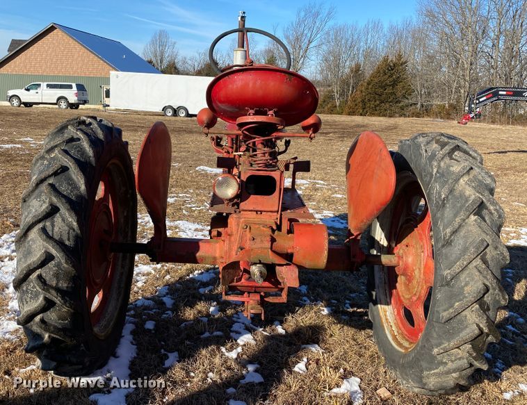 image for item HR9420 Farmall Super C  tractor