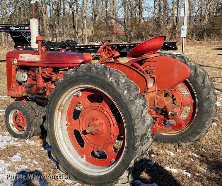 image for item HR9420 Farmall Super C  tractor