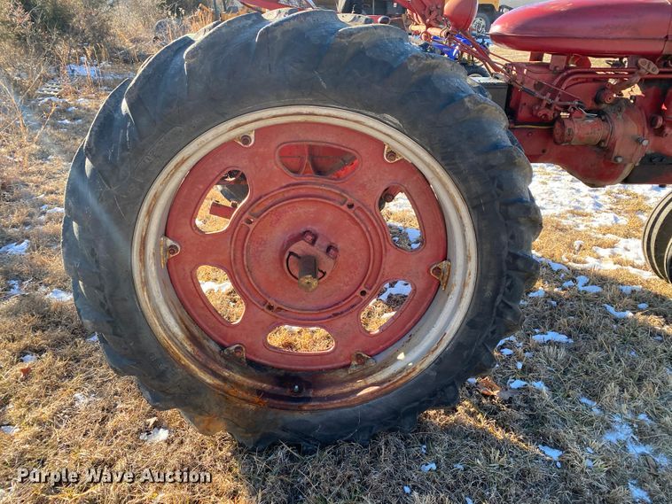 image for item HR9420 Farmall Super C  tractor