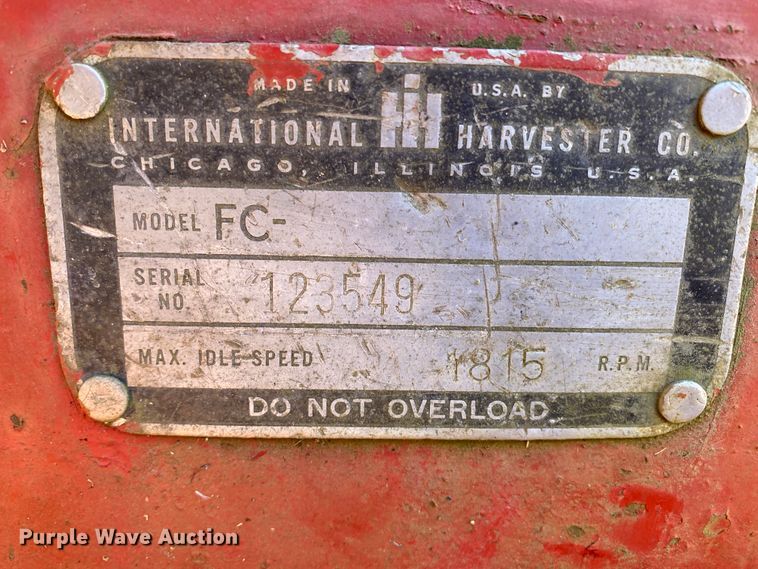 image for item HR9420 Farmall Super C  tractor