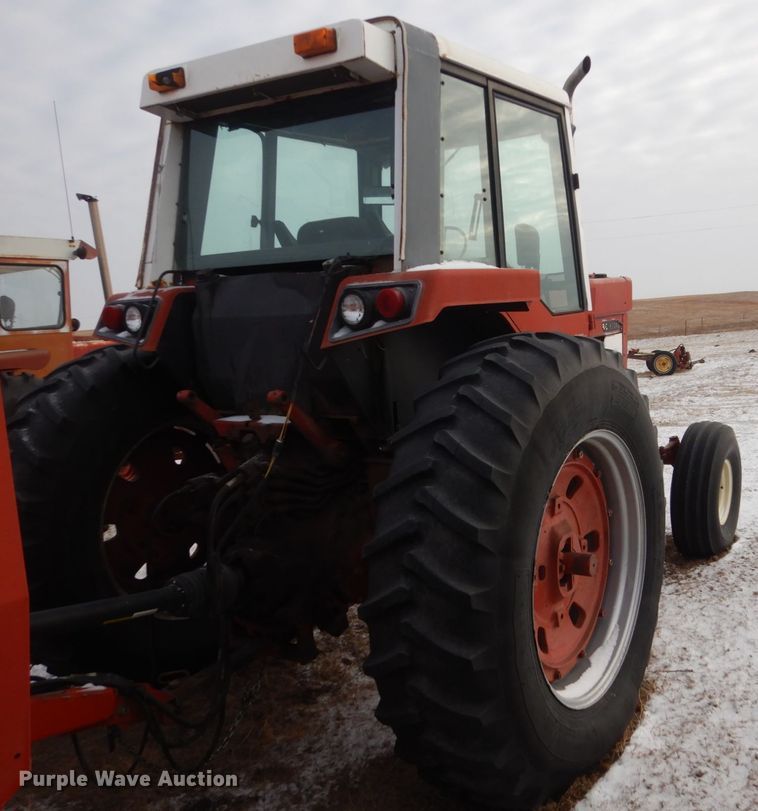 image for item HS9849 International Hydro 186  tractor