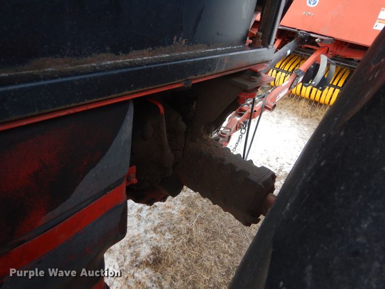 image for item HS9849 International Hydro 186  tractor