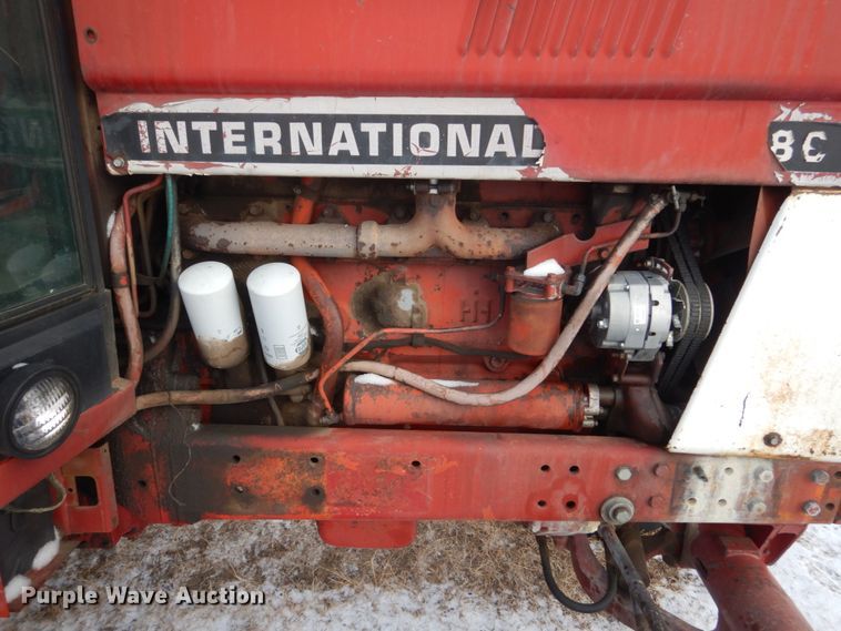 image for item HS9849 International Hydro 186  tractor