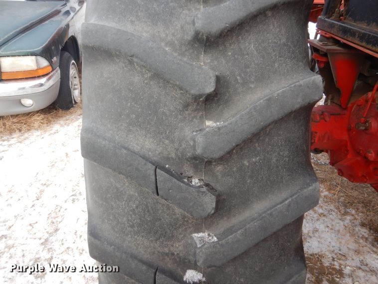 image for item HS9849 International Hydro 186  tractor