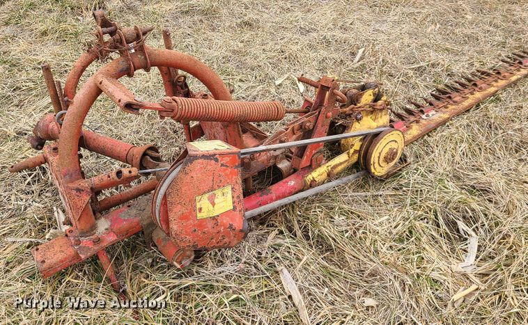 image for item IA9249 Sperry New Holland 451 sickle mower