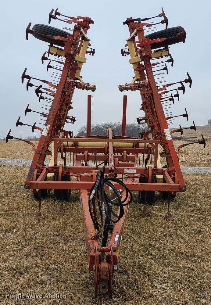 image for item IA9250 Krause 4223  field cultivator