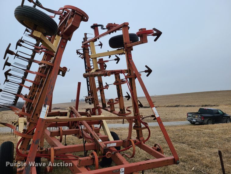 image for item IA9250 Krause 4223  field cultivator