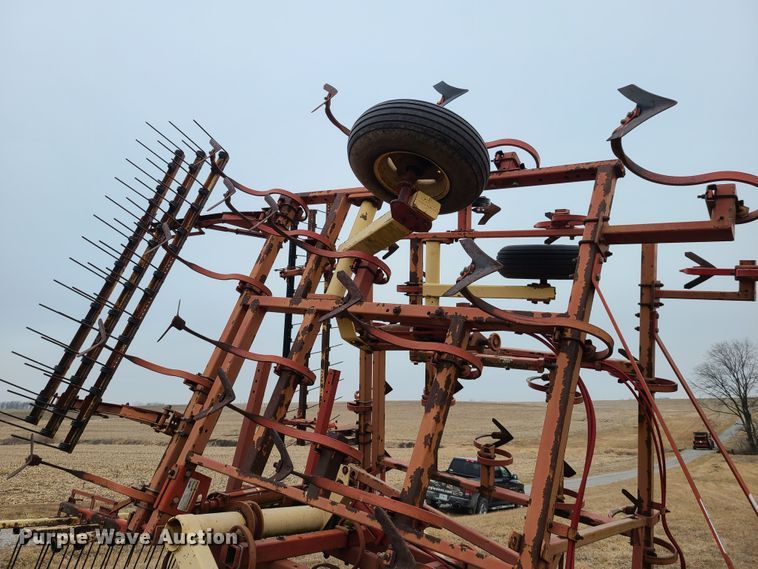 image for item IA9250 Krause 4223  field cultivator