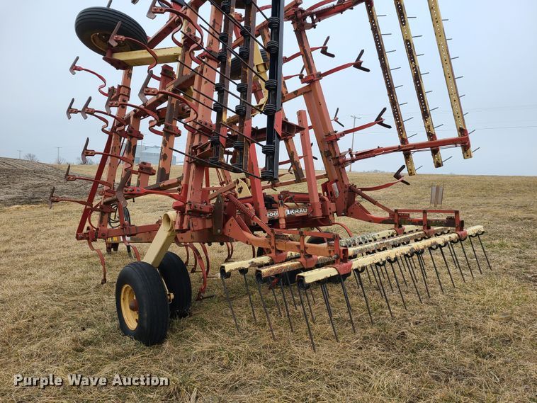 image for item IA9250 Krause 4223  field cultivator