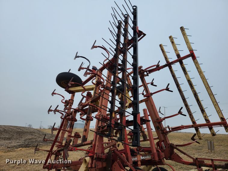 image for item IA9250 Krause 4223  field cultivator