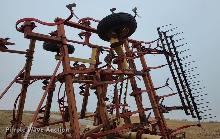 image for item IA9250 Krause 4223  field cultivator