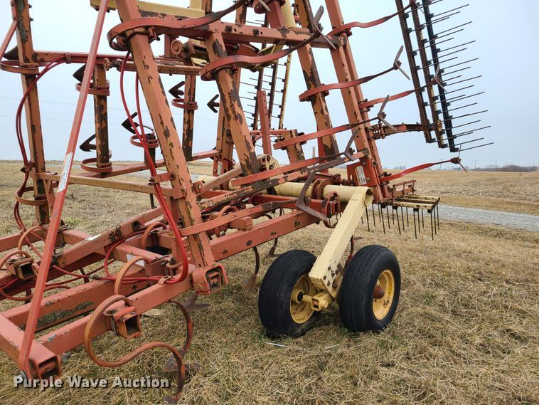 image for item IA9250 Krause 4223  field cultivator