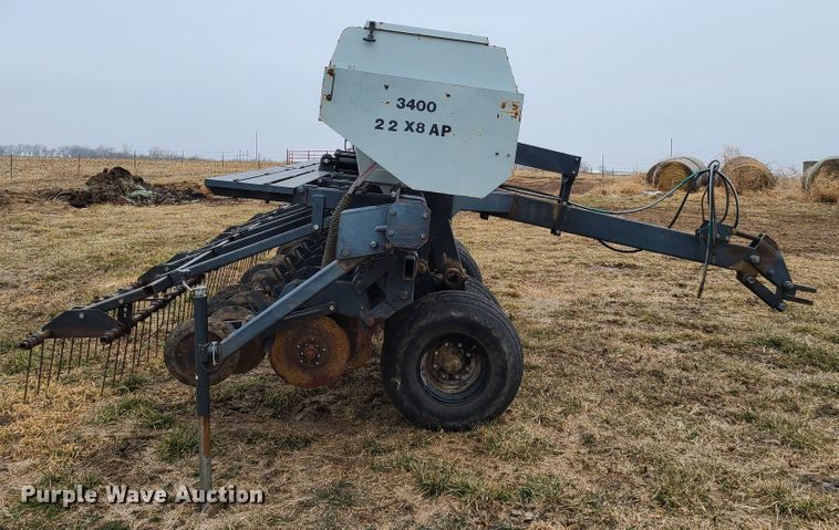 image for item IA9251 CrustBuster DR3400  grain drill