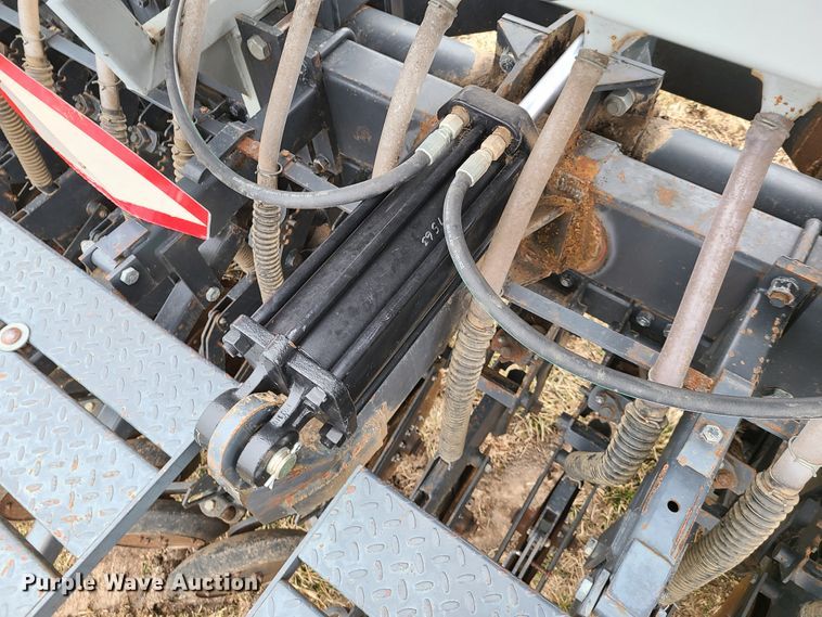 image for item IA9251 CrustBuster DR3400  grain drill