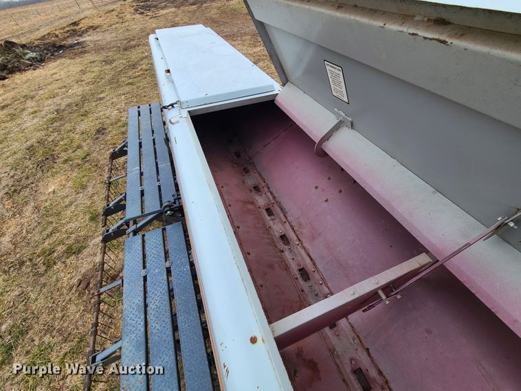 image for item IA9251 CrustBuster DR3400  grain drill